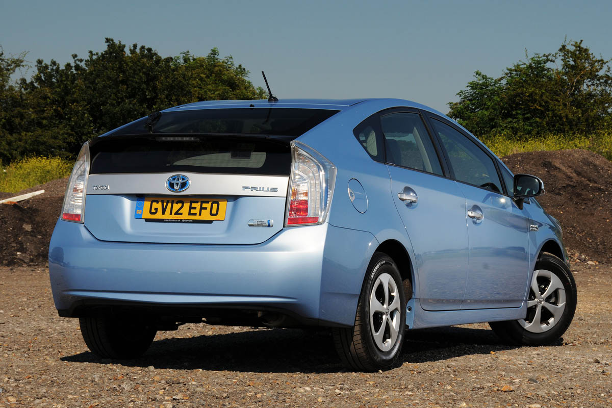 Toyota Prius Plug-in rear static