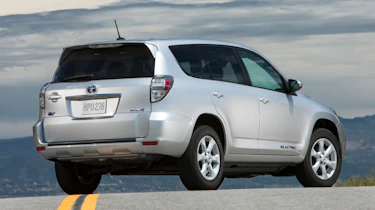 Toyota RAV4 EV rear tracking