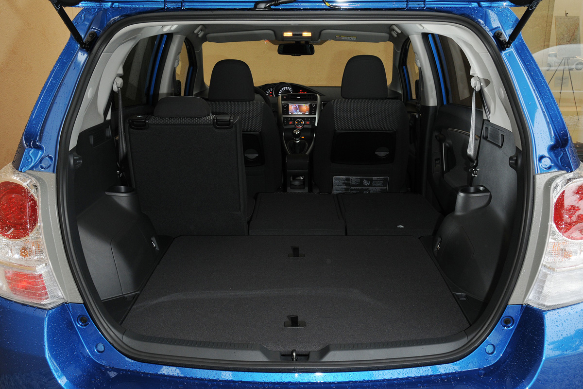 Toyota Verso boot