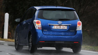 Toyota Verso rear cornering