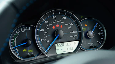 Toyota Yaris Hybrid dials