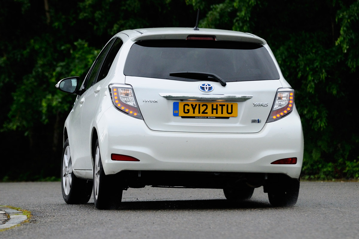 Toyota Yaris Hybrid rear