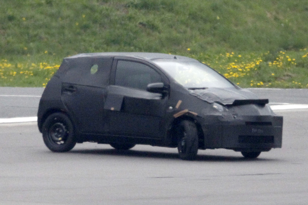 2014 Toyota Aygo Front three quarter