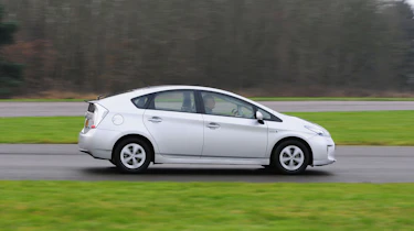 Toyota Prius plug-in 2013 pan