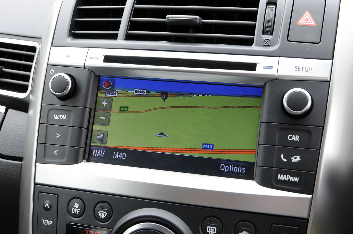 Toyota Verso sat-nav