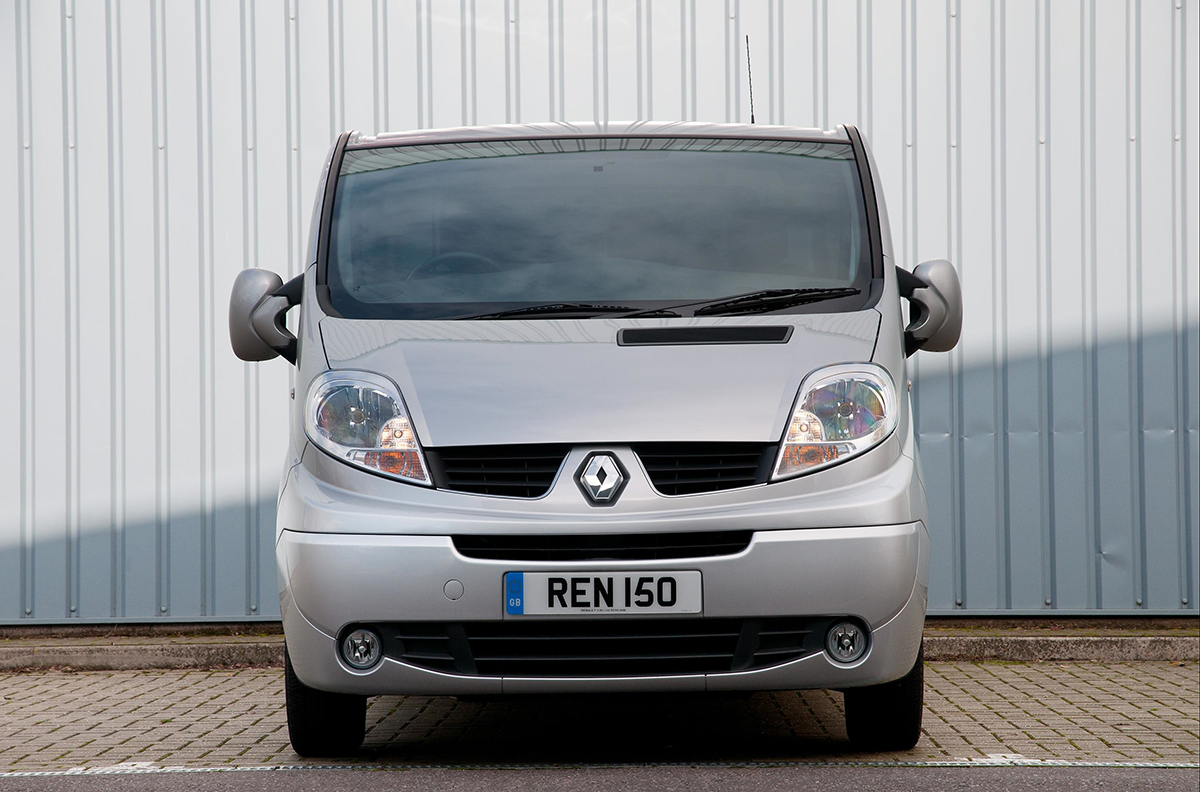 Renault Trafic front