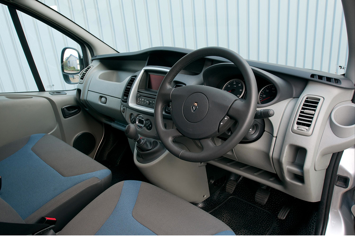 Renault Trafic interior
