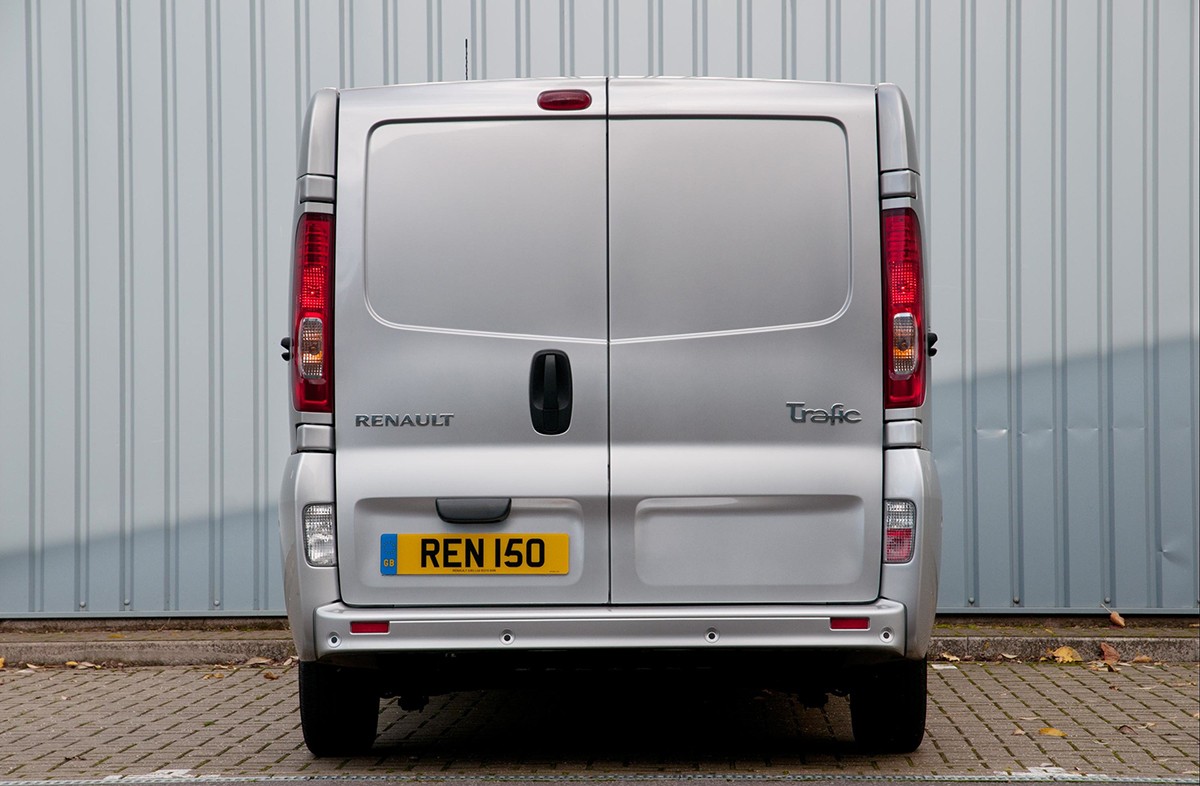 Renault Trafic rear