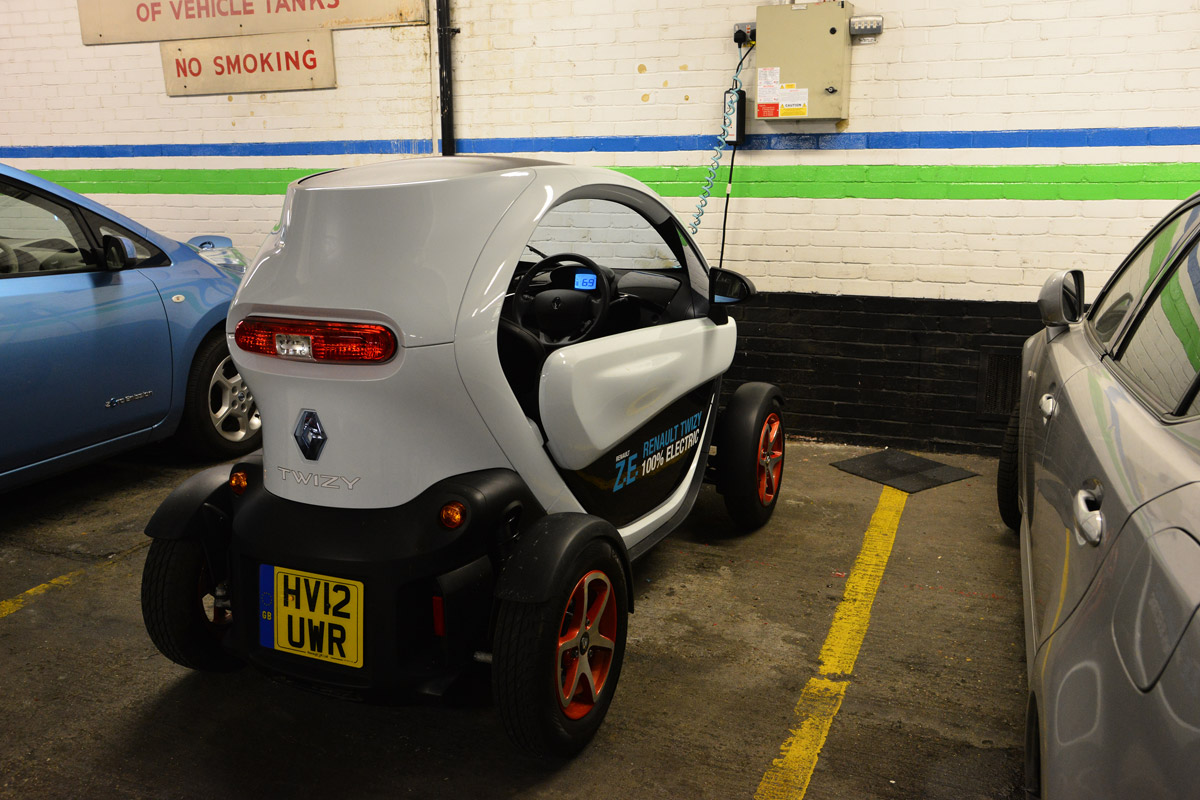 Renault Twizy charging