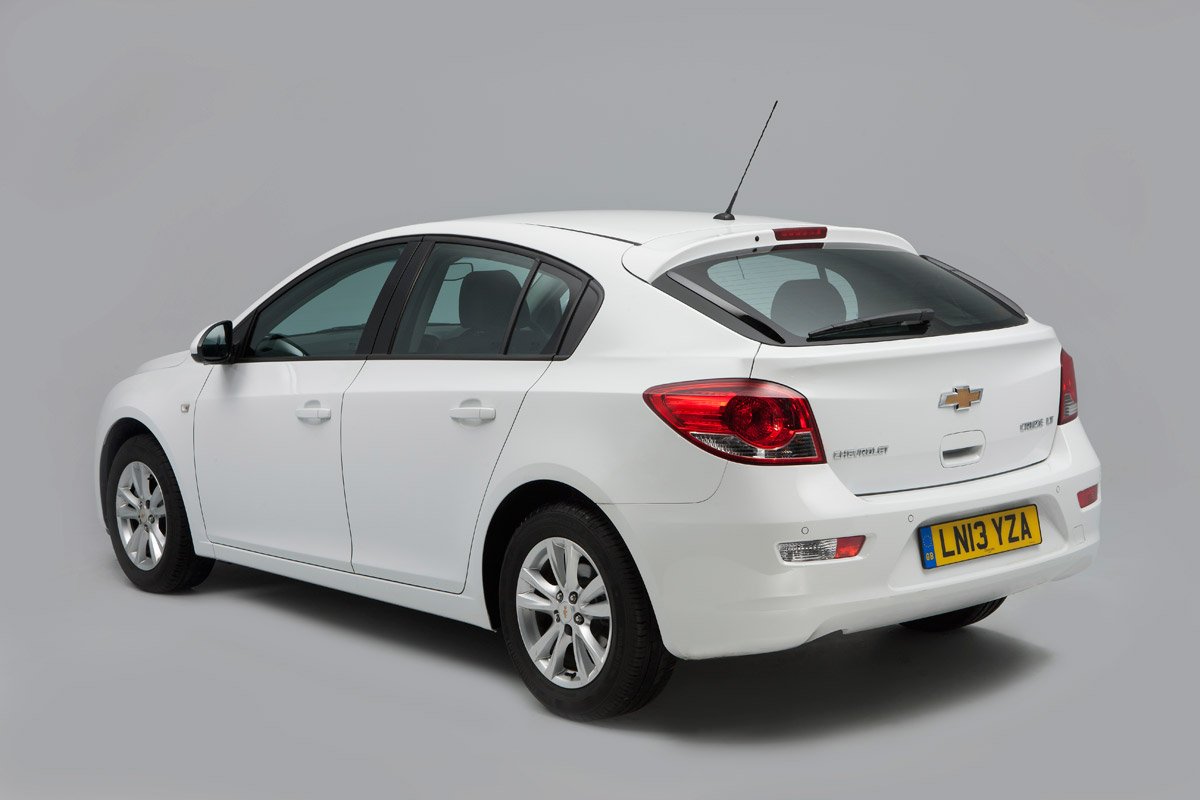 Used Chevrolet Cruze left rear