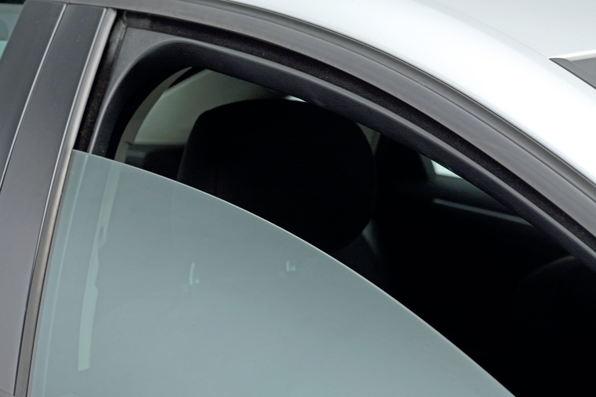 Ford Mondeo windows