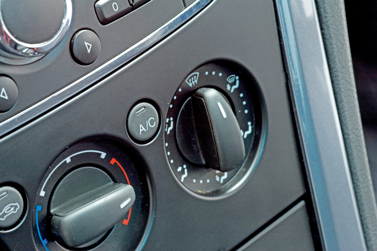 Ford Mondeo air-con