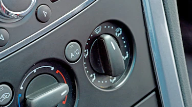 Ford Mondeo air-con