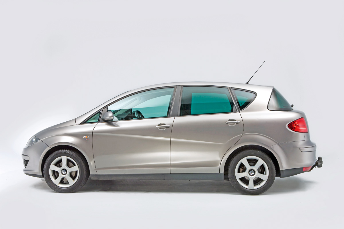 SEAT Toledo profile