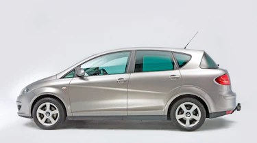 SEAT Toledo profile