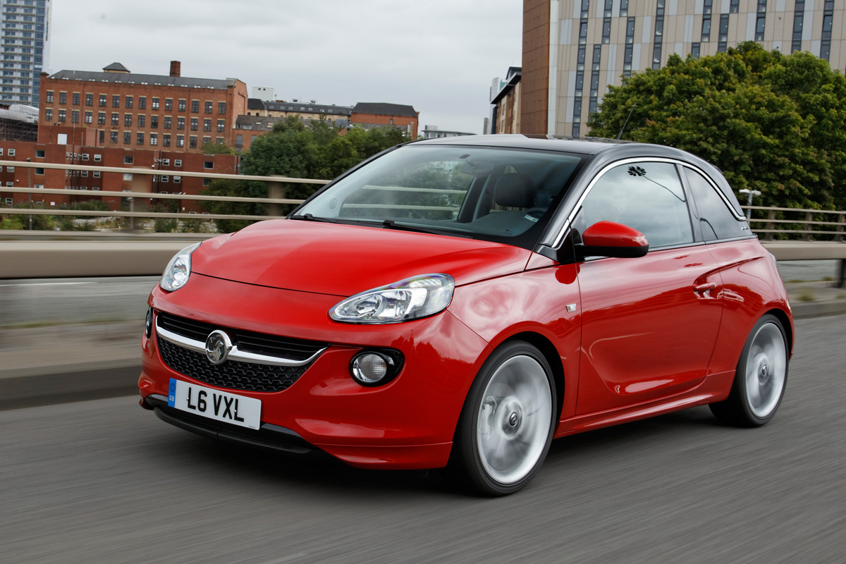 Vauxhall Adam front tracking