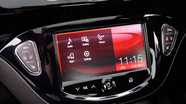 Vauxhall Adam 1.4 Jam dials