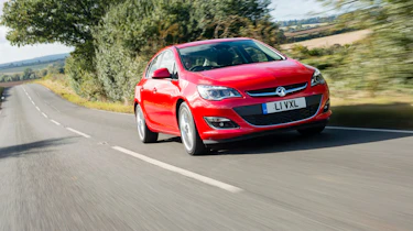 Vauxhall Astra SRi front