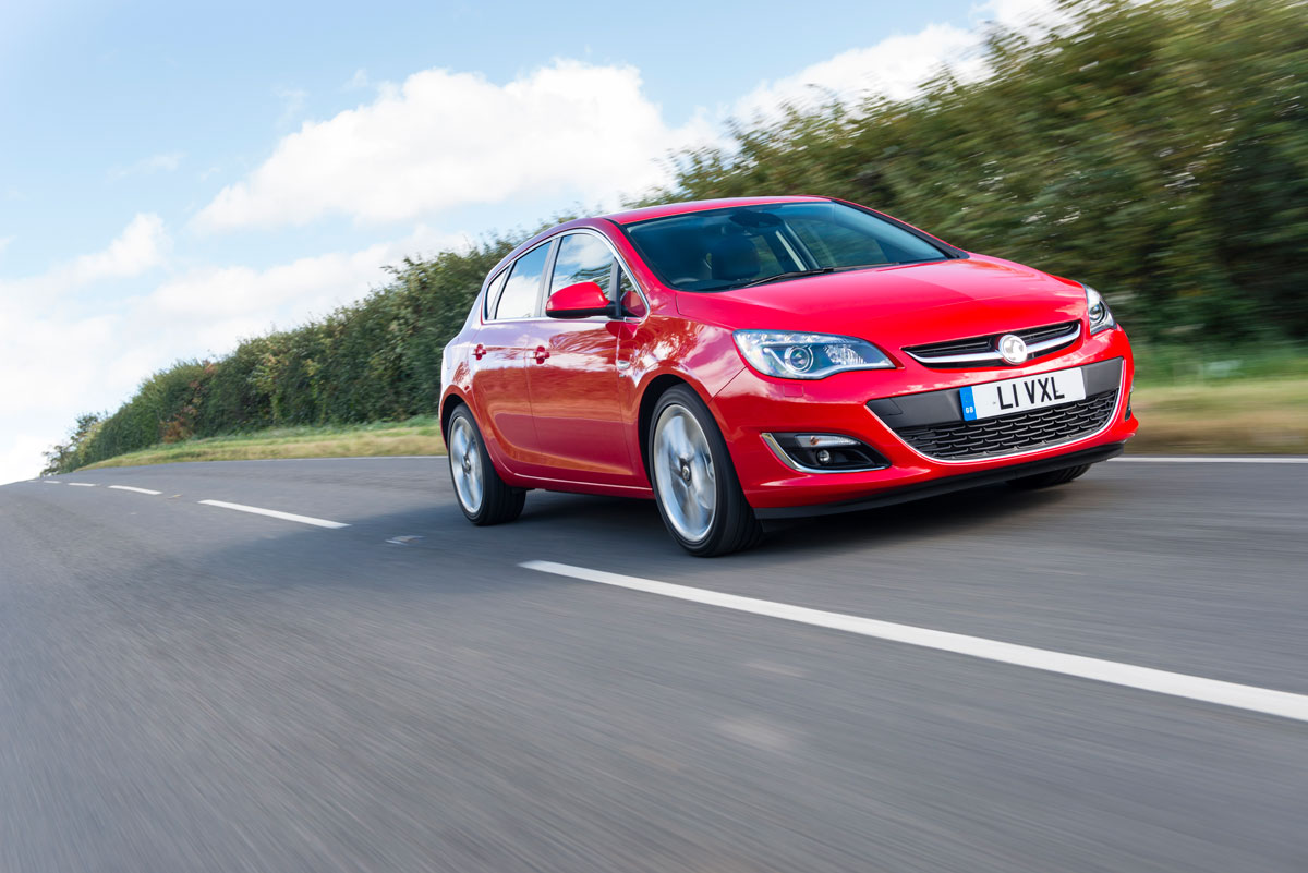 Vauxhall Astra SRi in motion