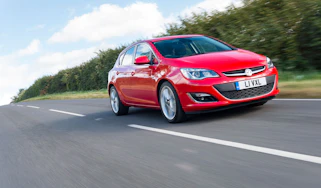 Vauxhall Astra SRi in motion