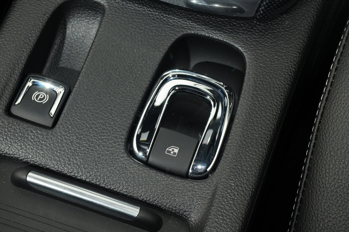 Vauxhall Cascada 2.0 CDTi handbrake