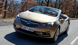 Vauxhall Cascada front tracking