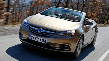 Vauxhall Cascada front tracking