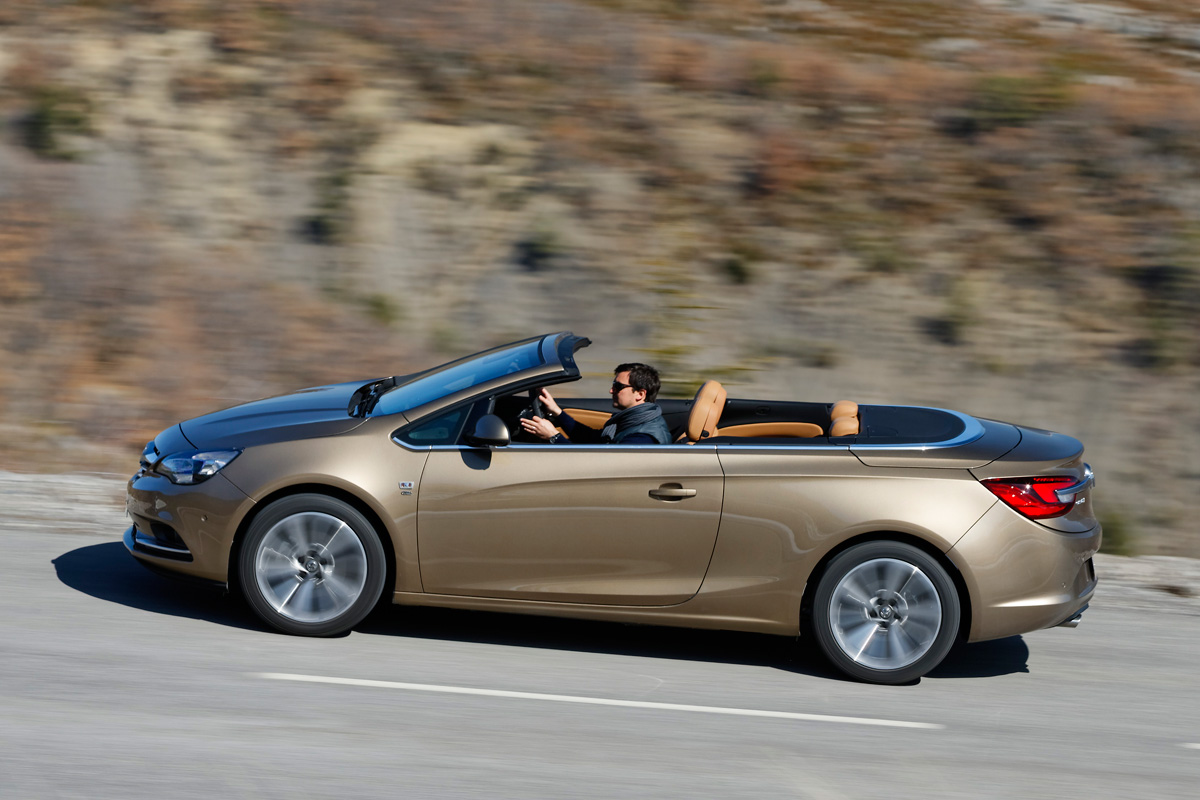 Vauxhall Cascada panning