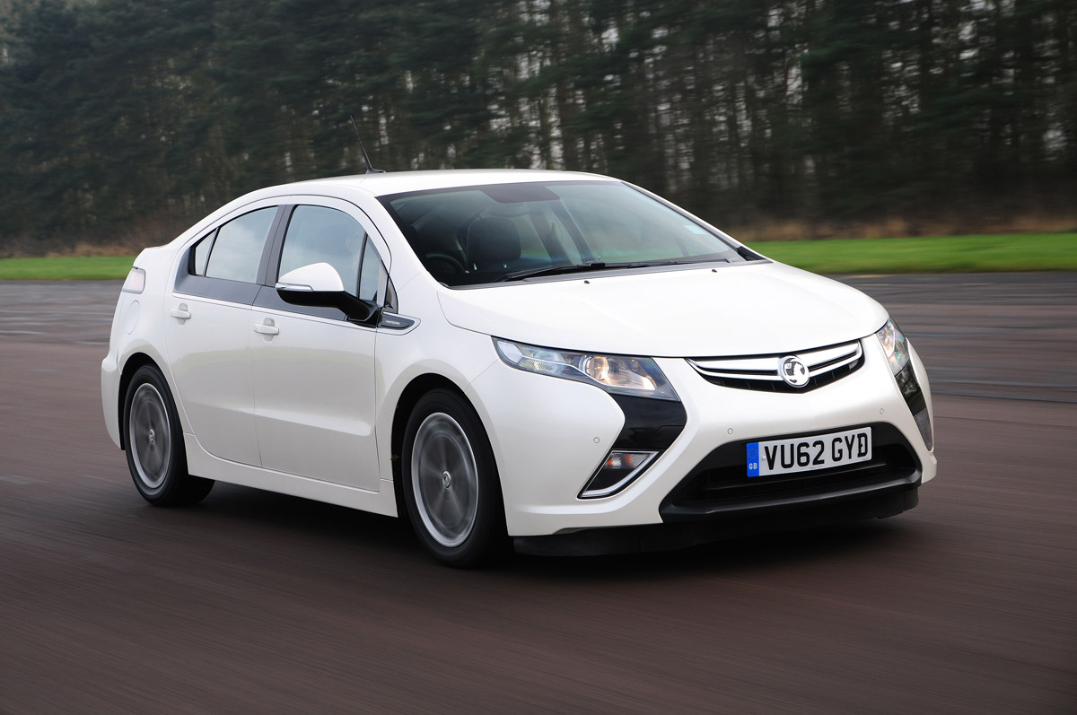 Vauxhall Ampera available from just £22,995