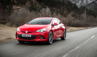 vauxhall astra front action shot