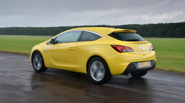 Vauxhall Astra GTC 1.6T SRi rear action