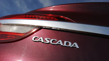 Vauxhall Cascada badge