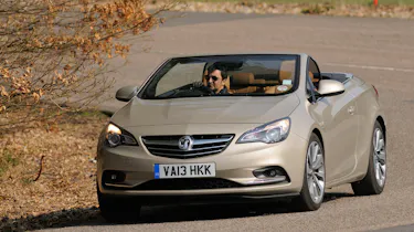Vauxhall-Cascada-2014-front-action
