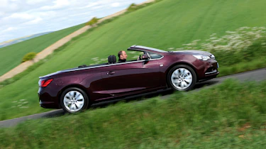 Vauxhall Cascada profile