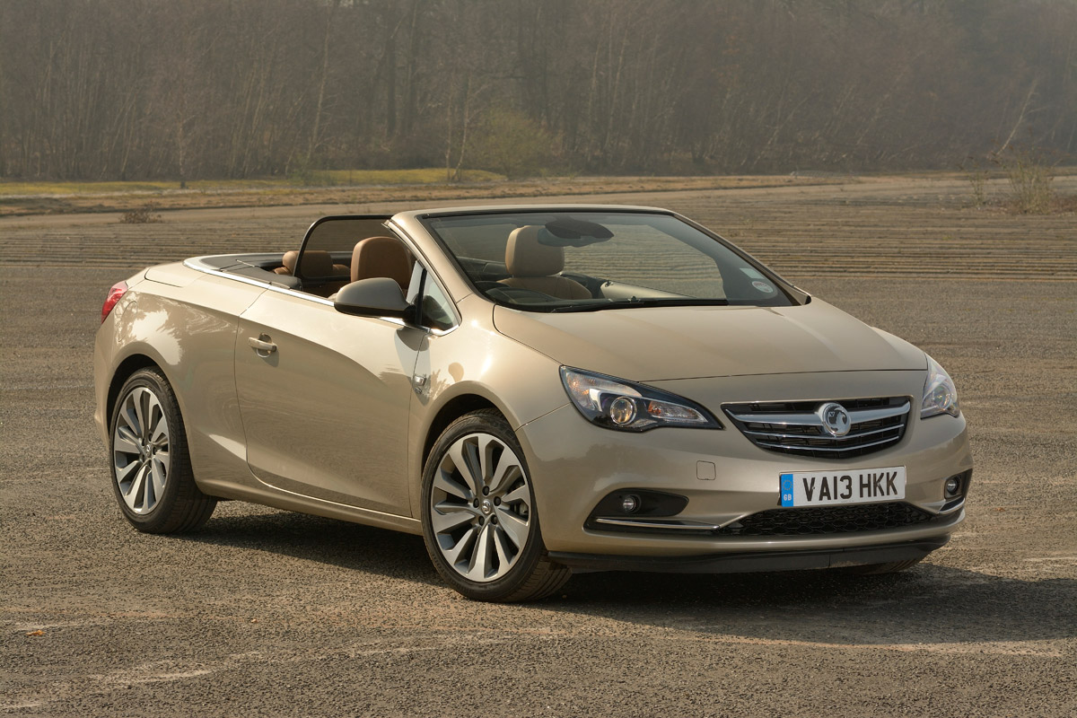 Vauxhall-Cascada-2014-static