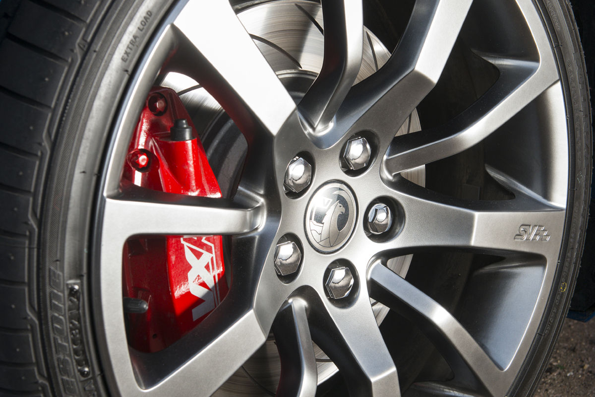 Vauxhall VXR8 Tourer wheel