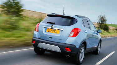 Vauxhall Mokka rear tracking