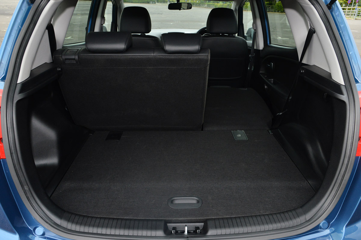 Kia Venga boot