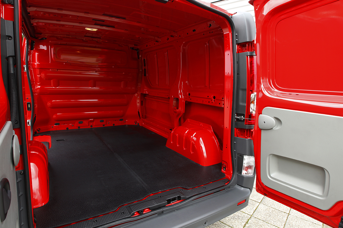 Vauxhall Vivaro cargo bed