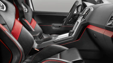VW Amarok Power-Pickup front seats