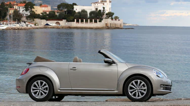VW Beetle Cabriolet 1.4 TSI side