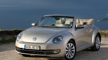 VW Beetle Cabriolet 1.4 TSI front three-quarters