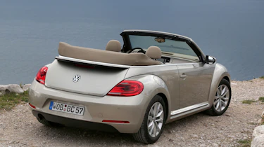VW Beetle Cabriolet 1.4 TSI rear three-quarters