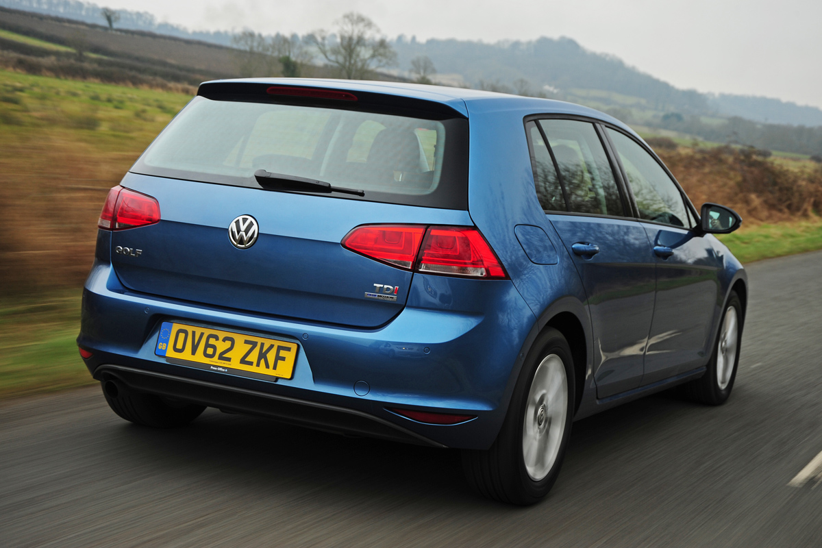 VW Golf 1.6 TDI SE rear tracking