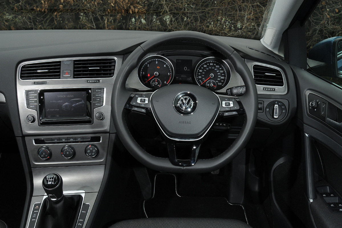Volkswagen Golf interior