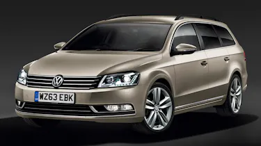Volkswagen Passat Executive Style front