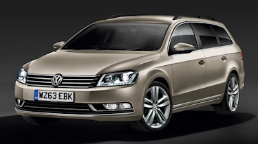 Volkswagen Passat Executive Style front