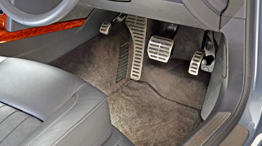 Used Volkswagen Phaeton leaks