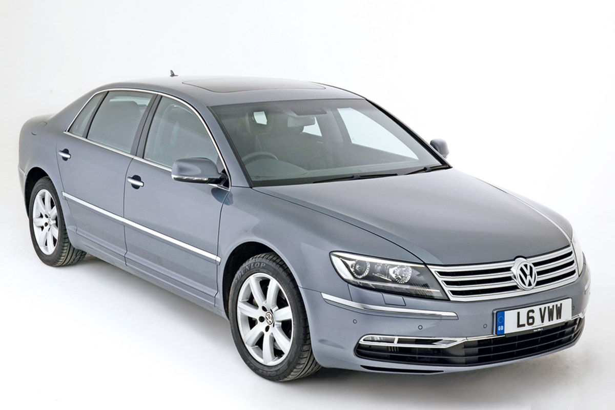 Used Volkswagen Phaeton front