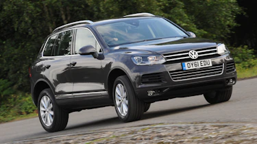 Volkswagen Touareg 3.0 TDI V6 SE front